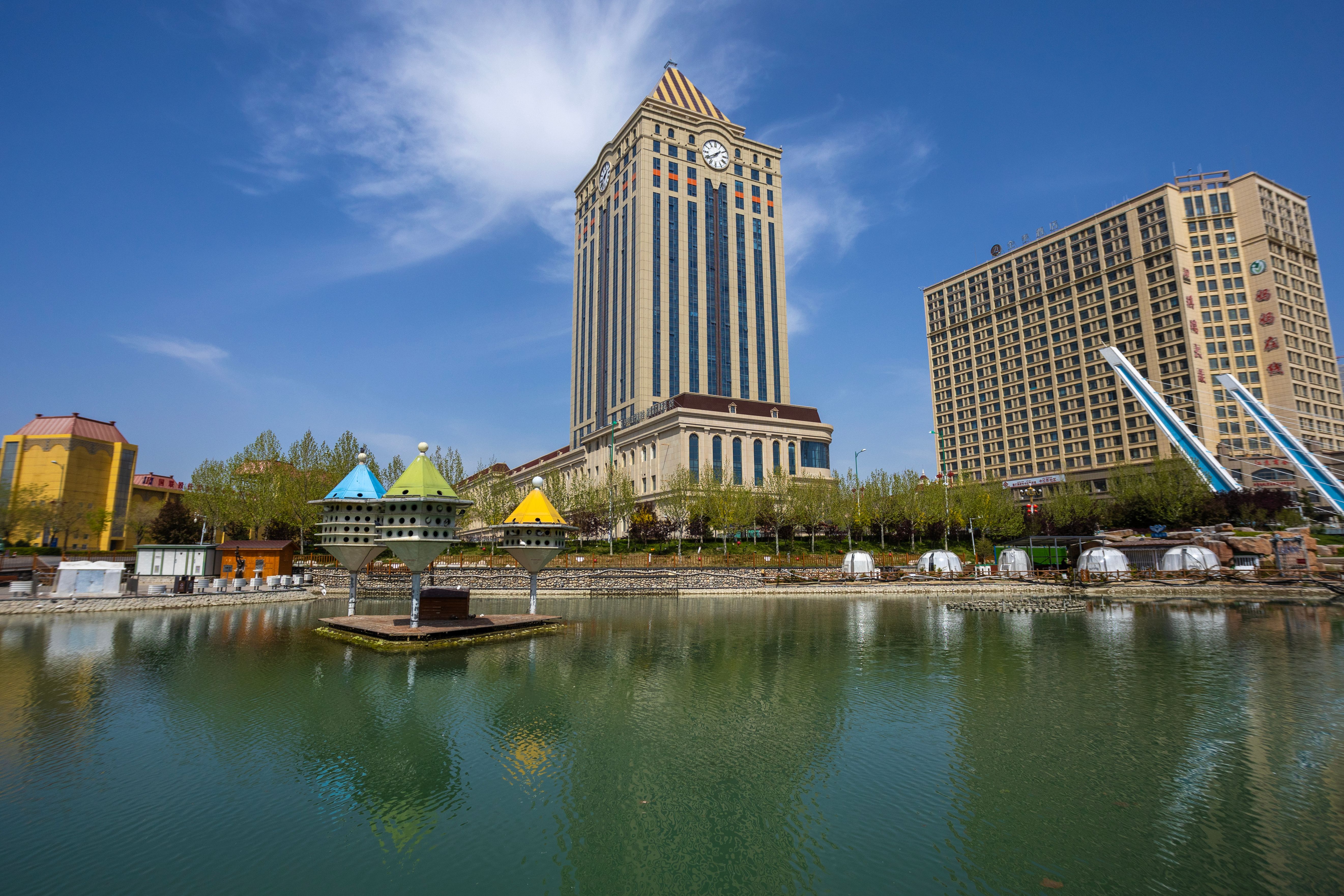 霍尔果斯水景公园